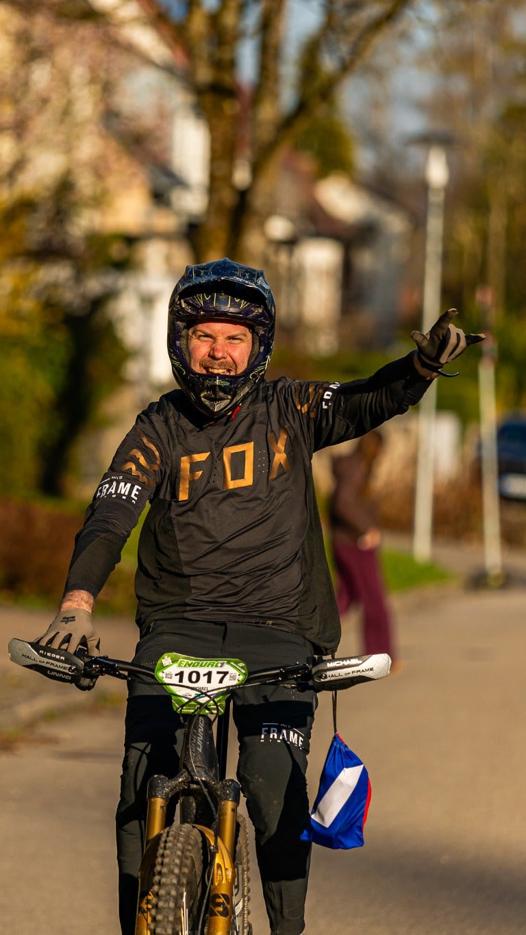 Hall of Frame UNNO Racing im Einsatz